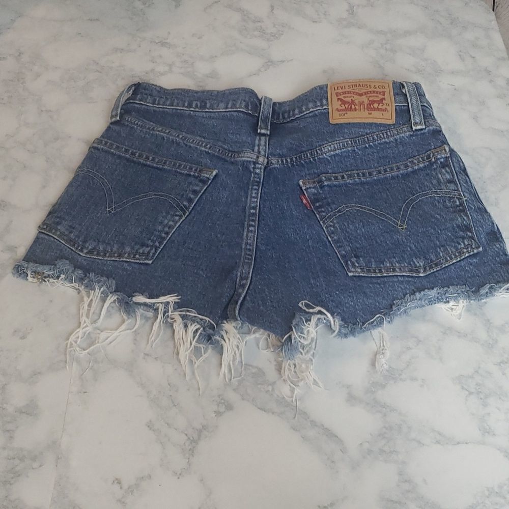 Levi Jean Shorts - Picture 11 of 14